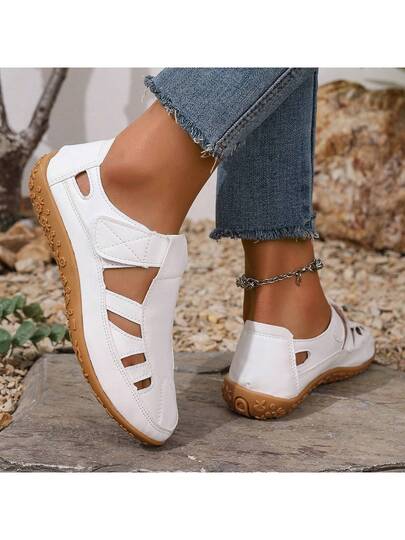 Women's Perforated Closed Toe Flat Sandals Lightweight Non-Slip White