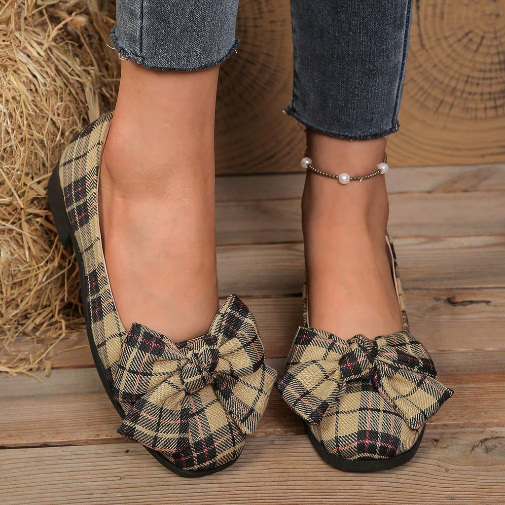 Women's Flat Vulcanized Fabric Shoes Non-Slip Toothed Sole