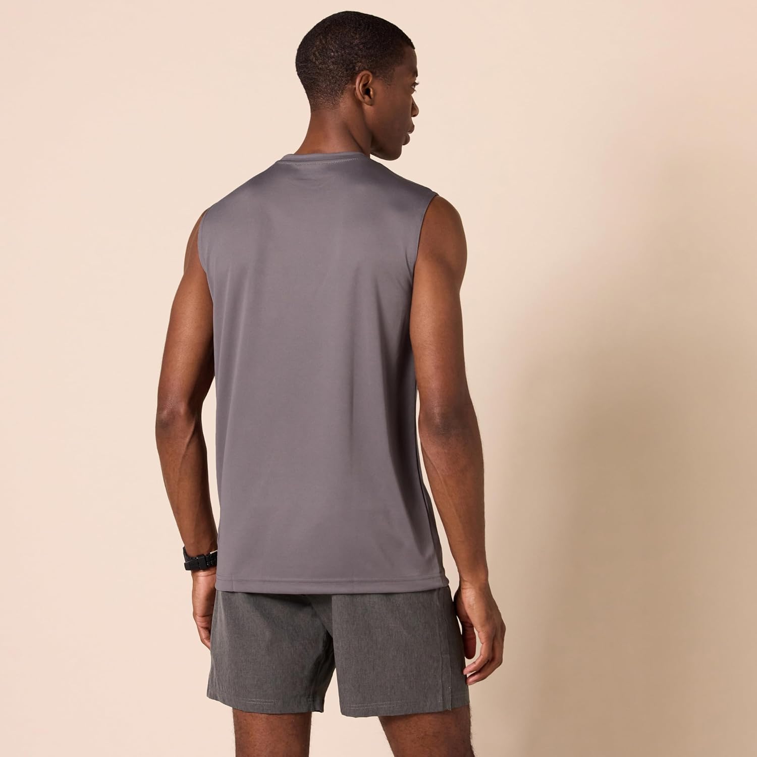 Amazon Essentials Men's Gym Tank Tops Moisture-Wicking Breathable 2 Pack