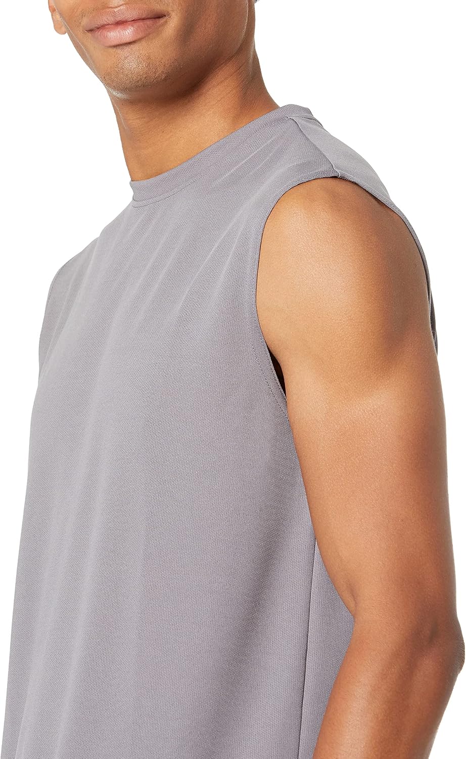 Amazon Essentials Men's Gym Tank Tops Moisture-Wicking Breathable 2 Pack